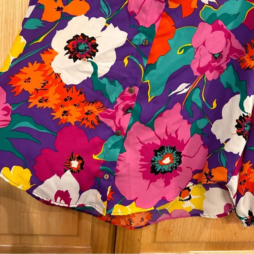 BUCKETLIST Floral Button Up Blouse - Picture 6 of 10